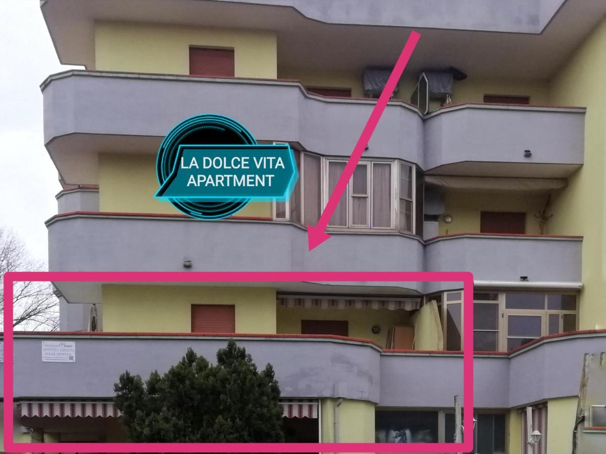 La Dolce Vita - Apartment With Shared Pool And Large Terrace Lido delle Nazioni Exterior foto